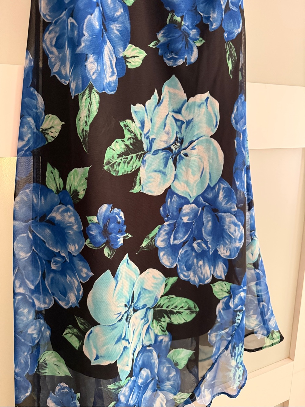 Vintage Y2K Asymmetrical Floral Dress - Picture 4 of 7